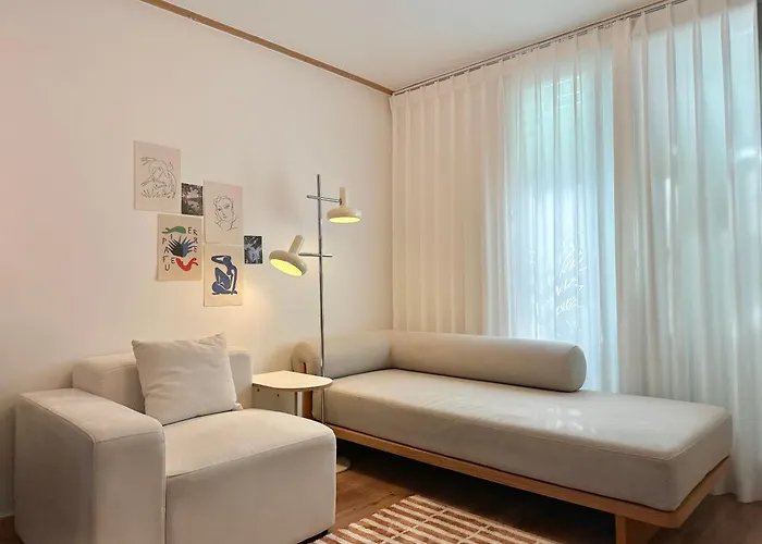 Modern 203 *